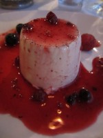 Panna cotta mit Beerensauce - Umar - Wien