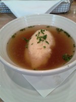 Sixta - Grießnockerlsuppe (EUR 3,60) - Sixta - Wien