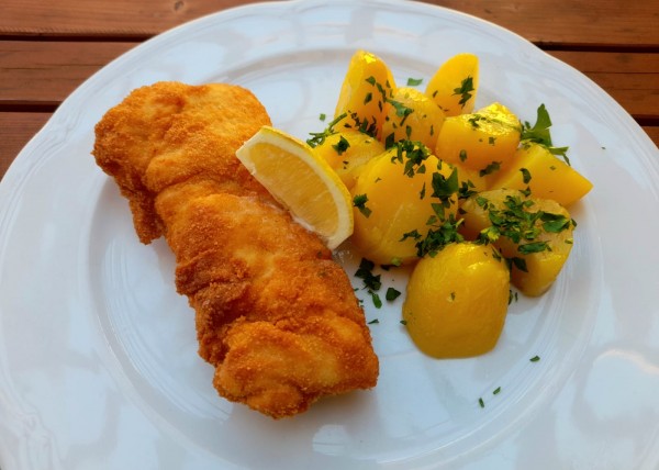 Cordon Bleu vom Huhn - Gasthaus Schöbinger - Hainfeld