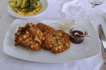 Jamek - Hirschschnitzel in Mandelpanier - perfekt knusprig und das Fleisch ... - Jamek - Joching in der Wachau