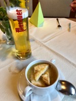 Franz. Zwiebelsuppe zum Tagesmenü
und natürlich ein MURAUER BIER - Gasthaus Breinreich - Wittau