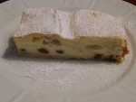 Topfenstrudel (Achtung, es staubt) - Gasthaus Di Gallo - Graz