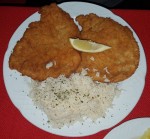 Wiener Schnitzel vom Schwein - Gasthaus zur singenden Wirtin - Wien