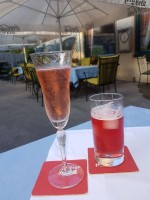 Hillinger Rose Prosecco + Campari Soda - Landgasthof "Zum schwarzen Adler" - Altenmarkt / Triesting