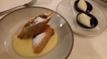 Birnenstrudel auf Vanillesauce mit Haselnusseis - Hansen - Wien