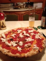 Pizza "Margherita" - DA PIETRO - Klagenfurt