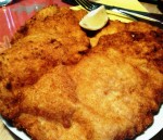 Schnitzlwirt Oberhausen - Normales Schweinsschnitzel Wiener Art (€ 12,00) - Schnitzlwirt - Oberhausen